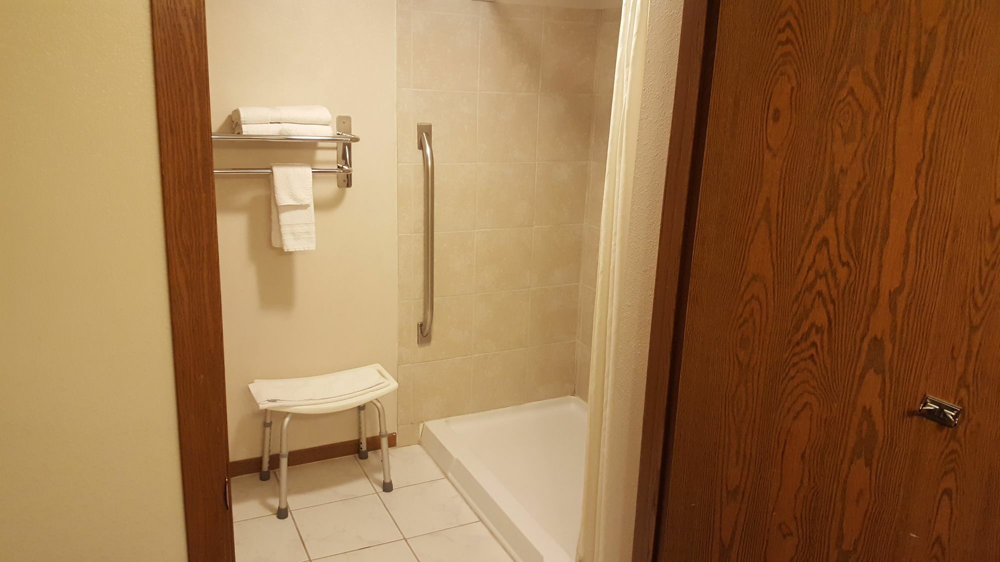 Super 8 By Wyndham Osceola Ia Motel Bagian luar foto